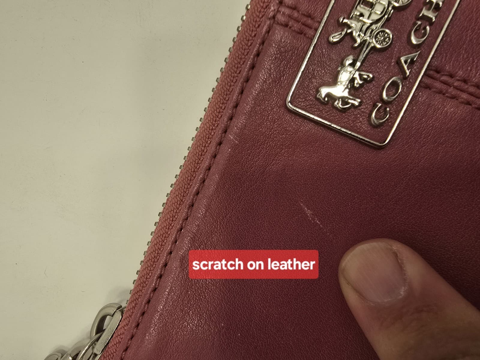 Coach Pink Leather Clutch Zipper Wristlet rectangular, wrist Strap, lined fabric - Thumbnail 10