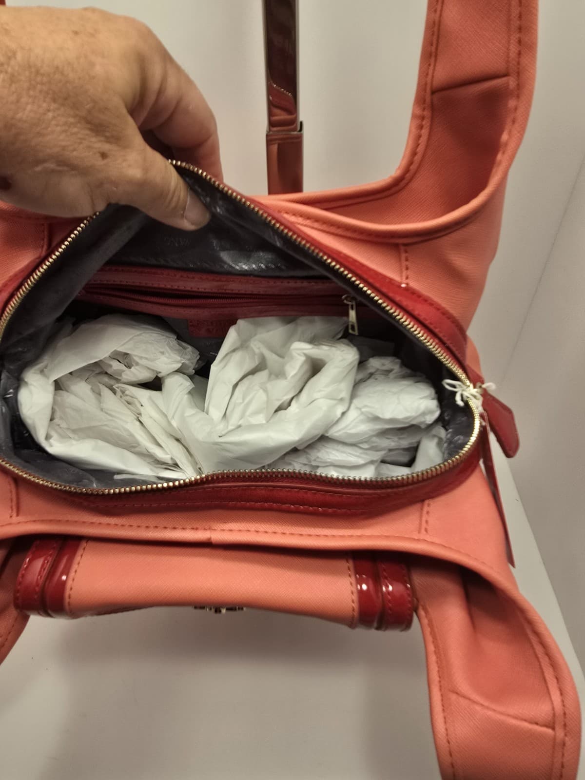 Vera Wang Side kick ORANGE Shoulder bag Purse Slouchy HOBO Salmon - Thumbnail 10