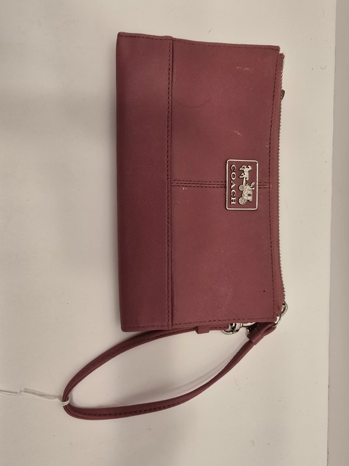 Coach Pink Leather Clutch Zipper Wristlet rectangular, wrist Strap, lined fabric - Thumbnail 12