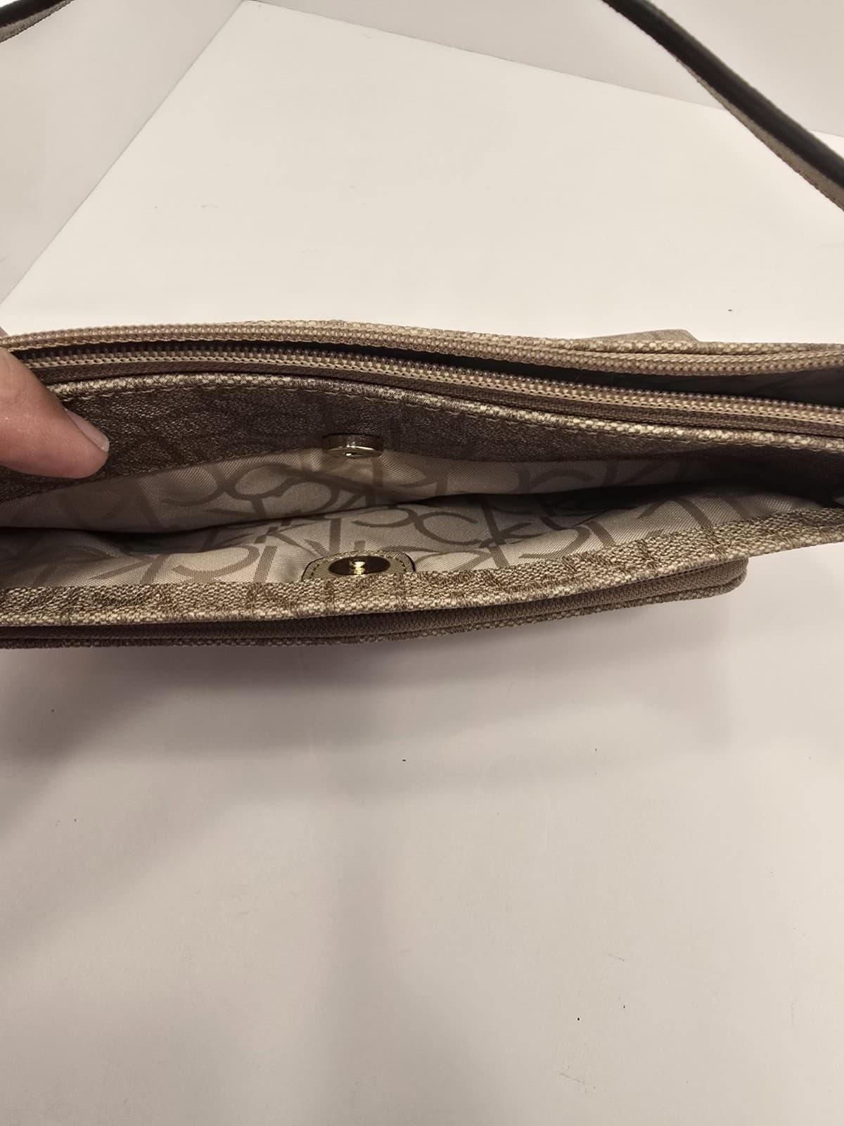 Calvin Klein Small Shoulder Bag 10.5"L x 7.25"T Iconic Logo Purse *MAKE OFFER - Thumbnail 21