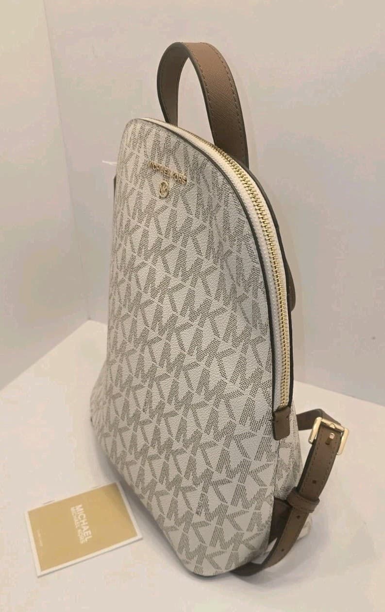 NEW MICHAEL KORS Cindy Large Logo Backpack / Bag / Purse MSRP 298.00 HUGE SALE - Thumbnail 6