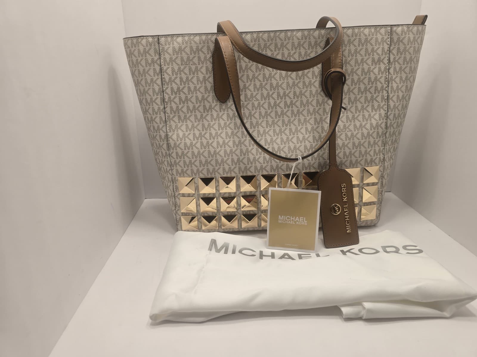 Michael Kors Logo Sinclair Large Leather East West Grab Tote With dust bag & tag - Thumbnail 11