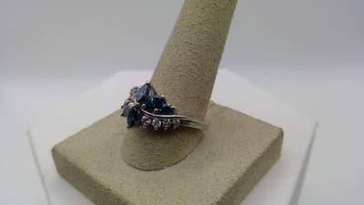 Lady's Diamond Cluster Ring 14 Diamonds 2.08 Carat T.W. 14K White Go (GJE003562) - Thumbnail 2