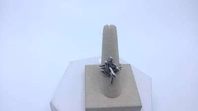 Lady's Silver Ring 925 Silver 7.6g Size:6 (I-136) - Image 1