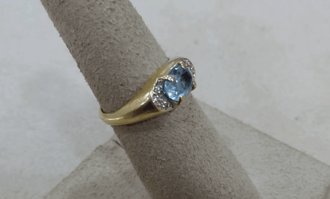 Aquamarine Lady's Stone Ring 14K Yellow Gold 2.1g Size:4 - Thumbnail 2