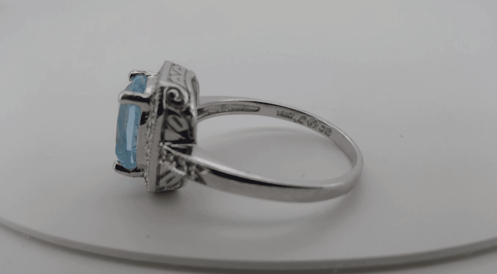 Blue Topaz Lady's Stone & Diamond Ring 18kt WHITE GOLD - Thumbnail 6