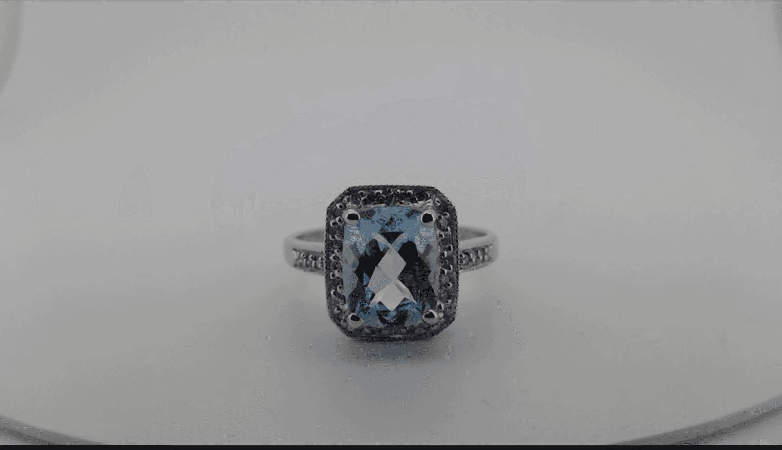 Blue Topaz Lady's Stone & Diamond Ring 18kt WHITE GOLD - Thumbnail 5