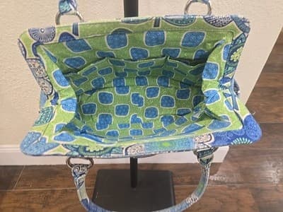 Vera Bradley Little Mandy Doodle Daisy Purse Floral Blue and Green Bag - Thumbnail 9