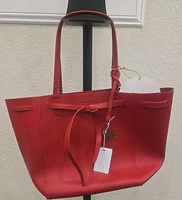 ELIZABETH ARDEN RED TOTE BAG PURSE W/ TAG AND GOLDEN TONED ORNAMENT New - Thumbnail 2