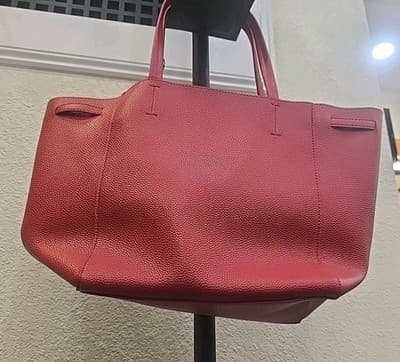 ELIZABETH ARDEN RED TOTE BAG PURSE W/ TAG AND GOLDEN TONED ORNAMENT New - Thumbnail 6
