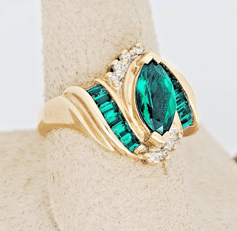 Vintage 10k Yellow Gold Marquise Synthetic Chrome Diopside Diamond Bypass Ring - Thumbnail 9