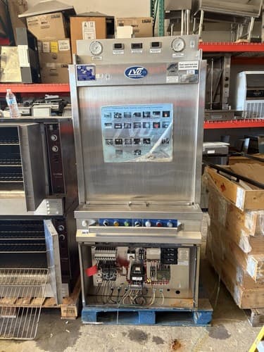 POT/PAN COMMERCIAL HEAVEY DIRY DISH-WASHER MODEL# LVO FL14E - Image 1