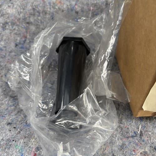 Kason 61740000258 4” Leg Plastic Blk 3/8” Flange - Image 1