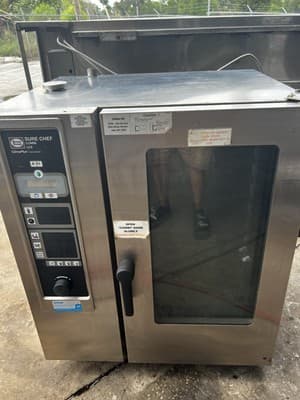 HENNY PENNY MODEL LCS, COMBI STEAMER/OVEN CLIMAPLUS COOK SYSTEM - Image 1