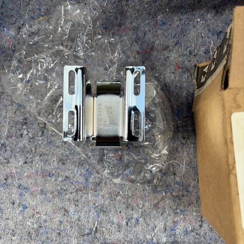 Kason 1094-X27 Walk In Freezer Closer Bracket - Thumbnail 3