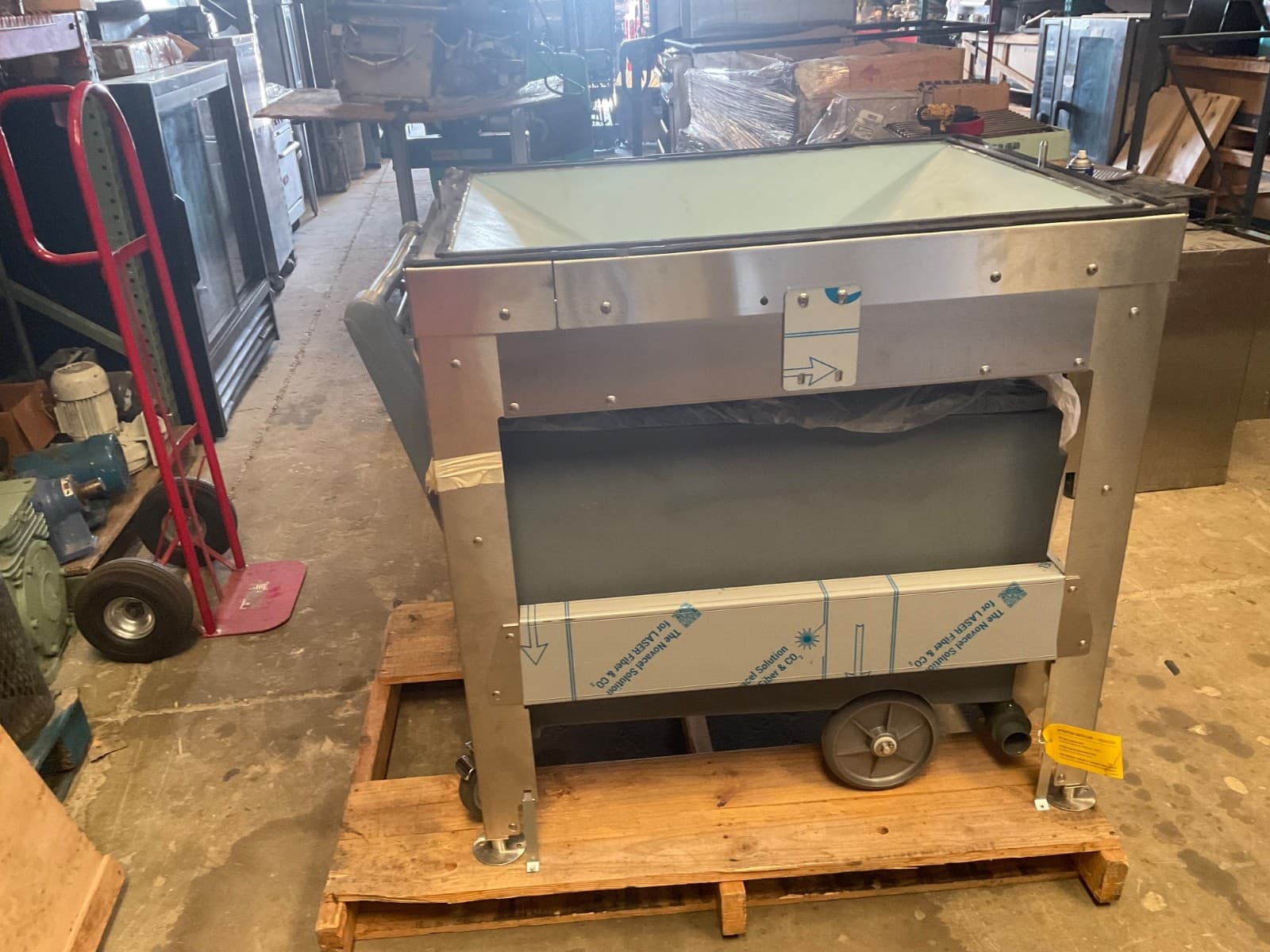 FOLLETT ICE STORAGE AND TRANSPORT SYSTEM WITH TRANSPORT CART - Image 1