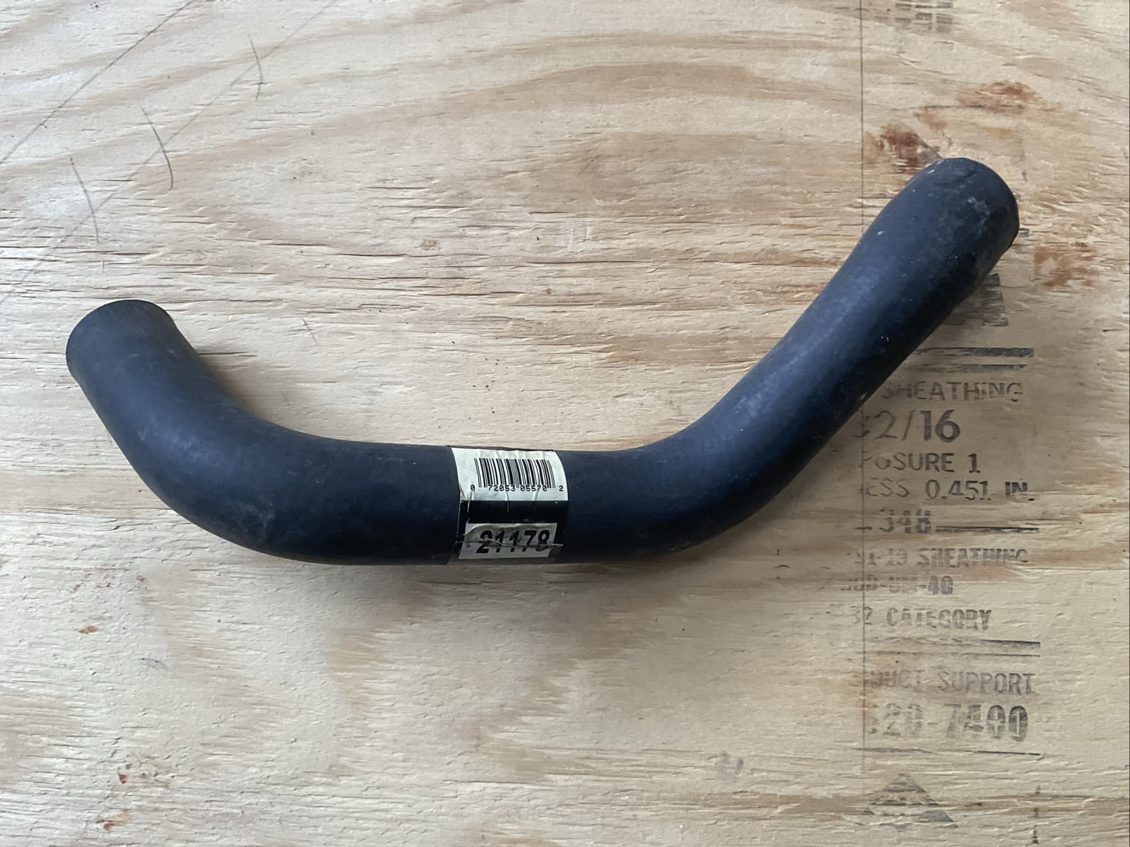 Radiator Coolant Hose-Molded Coolant Hose Gates 21178 - Image 1