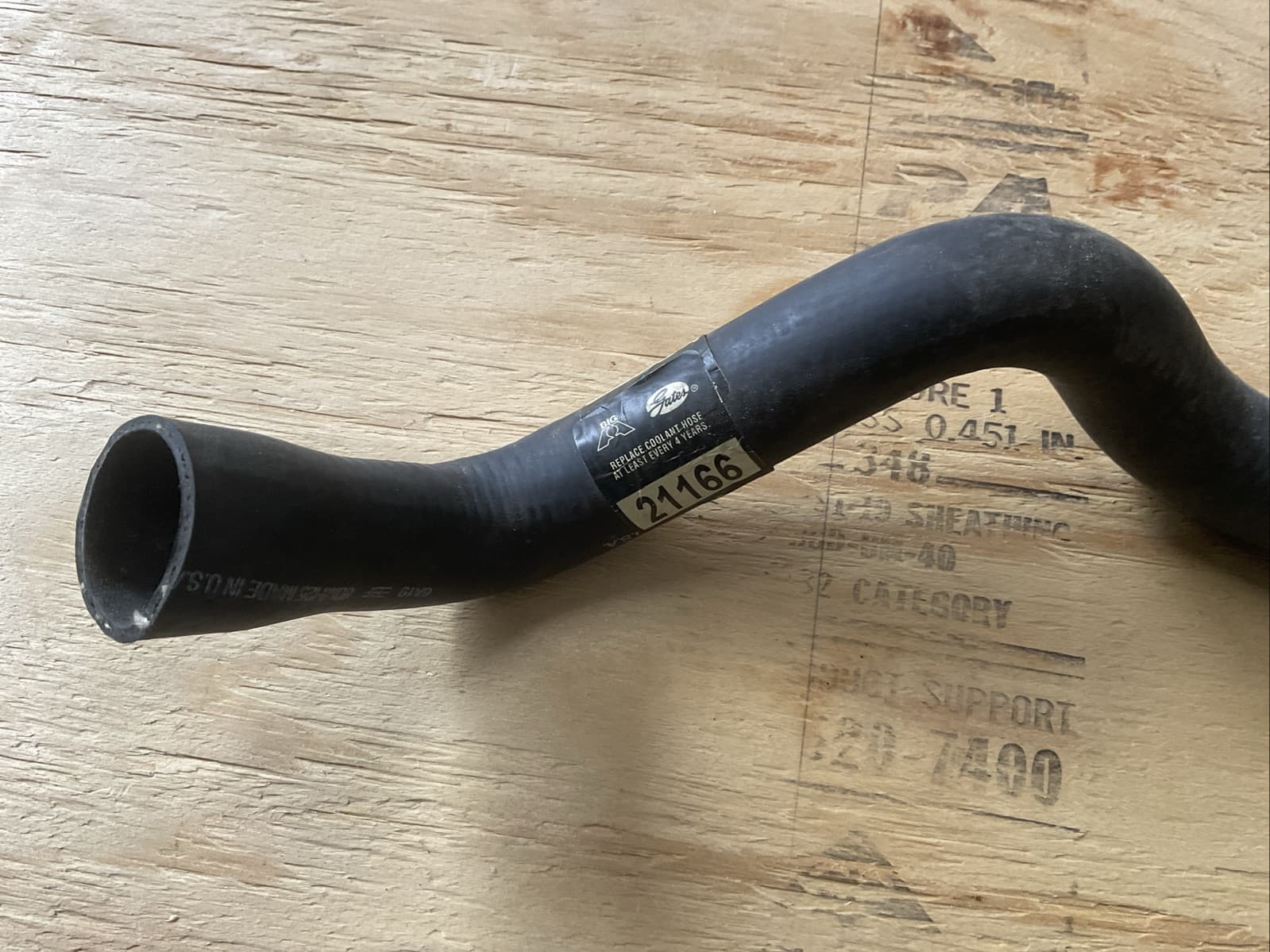 Radiator Coolant Hose-Molded Coolant Hose Gates 21166 - Thumbnail 2