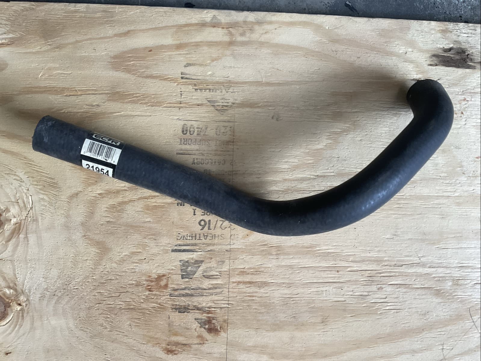 Radiator Coolant Hose-Molded Coolant Hose Gates 21954 - Image 1