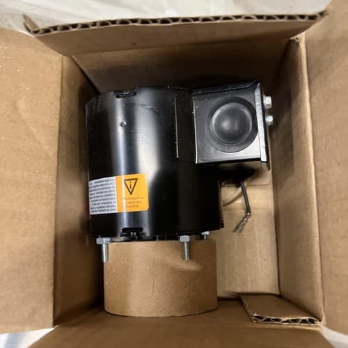 Dayton#28DV54A, Shaded Pole, RPM:1550, HP:1/25, V:115,Hz: 60, PH:1, 1.5 amp - Thumbnail 2