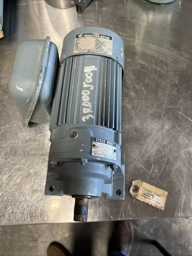 SUMITOMO CYCLO DRIVE CNHM02-4085-YA-B-43 INDUCTION GEARMOTOR - Image 1