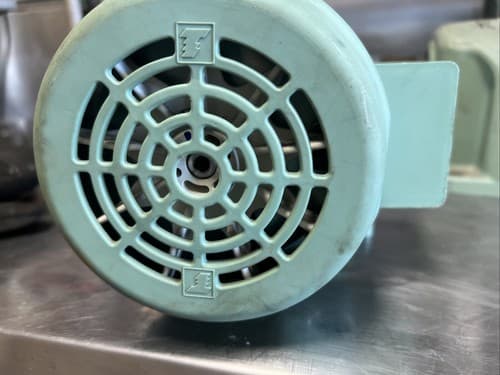 Tsubaki Gear Motor GMTA020-28L165V4 3 ph - Thumbnail 5