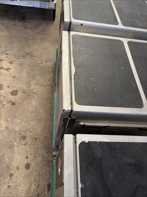Cres Cor 309-188C (8 Full size Sheet Pan) Capacity Half Size Mobile Cabinet - Thumbnail 9