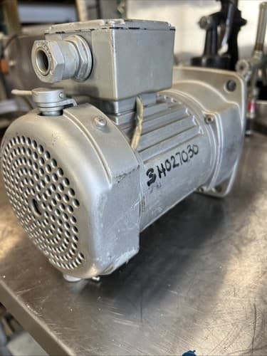 NISSEI G3FJ-18-10-T010WZ Gear Induction Motor - Thumbnail 3