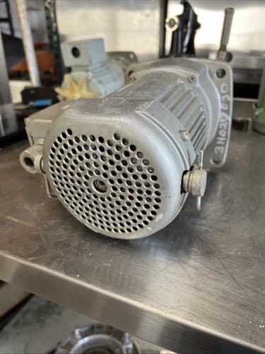 NISSEI G3FJ-18-10-T010WZ Gear Induction Motor - Thumbnail 4