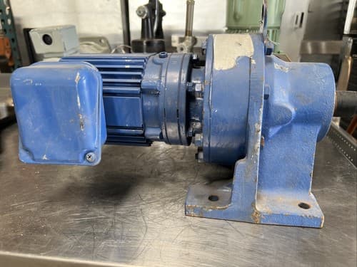 SUMITIMO CYCLO-DRIVE SPEED REDUCER GEARBOX #CNHMO1-4105ĐAYA-319 Ratio - Thumbnail 2