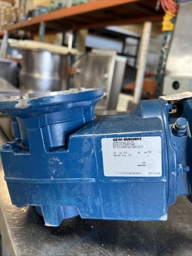 Sew-Eurodrive Gearmotor/Gearbox/Motor KAF19DRN71M4 - Thumbnail 3