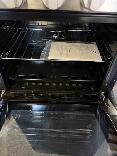 RV 3-Burner 21” Gas Range/Oven W/Flame Sense - Glass Cover #FGR21G3MA1B-SG #08 - Thumbnail 3