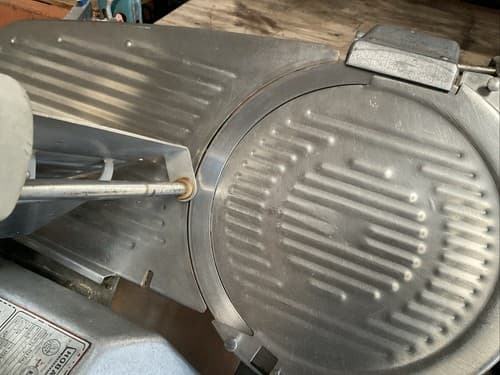 Hobart Slicer Model 512M With Built In Sharpener - Thumbnail 4