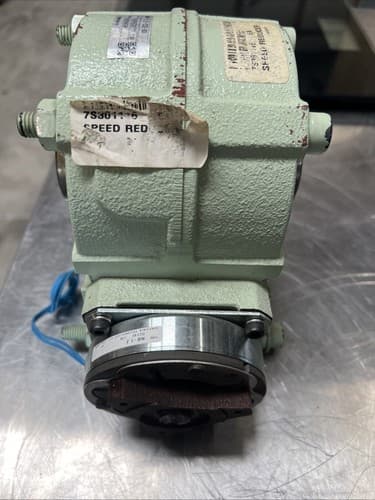 speed reducer gear box Tsubaki NHP-1.2-22E-30 - Thumbnail 3