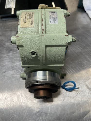 speed reducer gear box Tsubaki NHP-1.2-22E-30 - Thumbnail 5