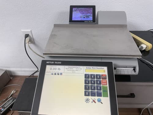 Mettler Toledo UCCW Smart Touch Counter Deli Bakery Produce Scale w/ Printer - Image 1
