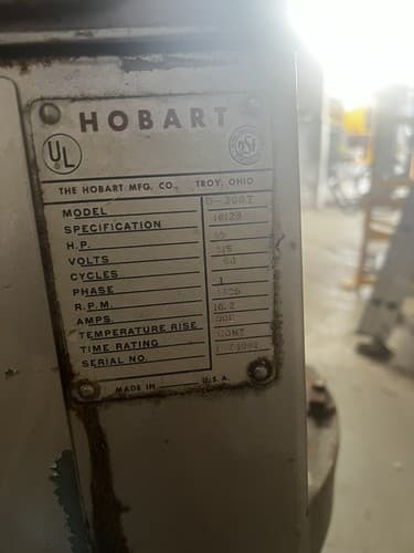 Used Hobart D-300T Commercial 30Qt Dough Mixer - 115v 1/2 hp (For Parts Only) - Thumbnail 4
