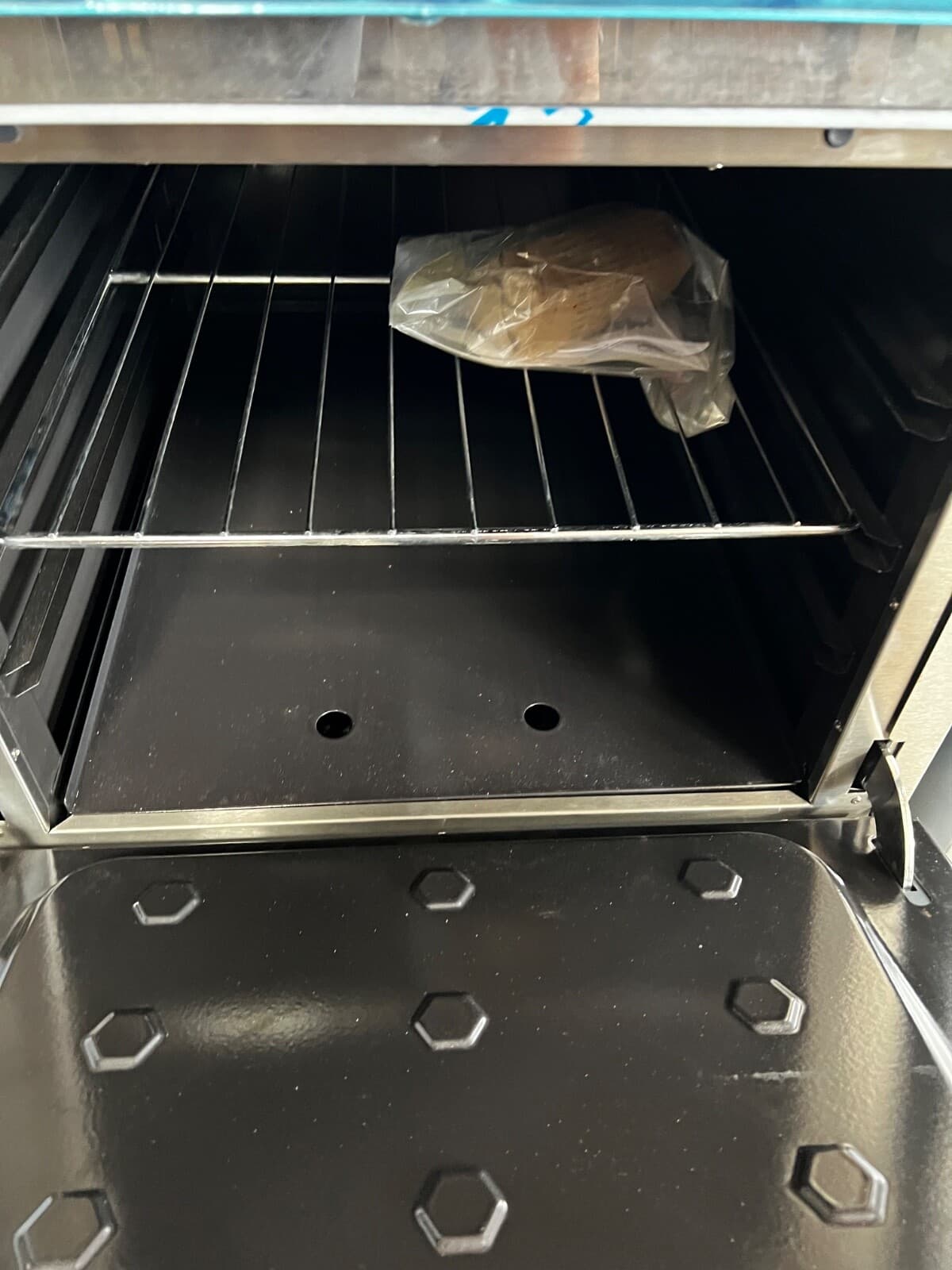 Restaurant Range Oven 24” 4 Open Burners Natural gas - Thumbnail 3