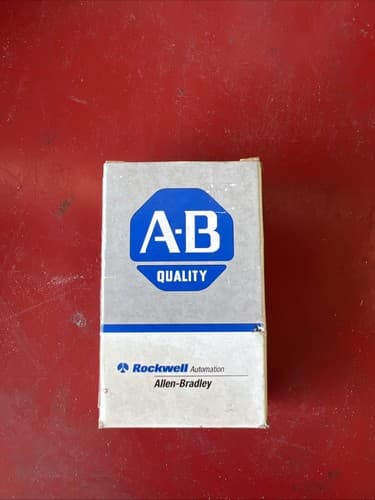 ALLEN-BRADLEY TYPE H 11-BLADE SOCKET 700-HN102 Ser B - Image 1