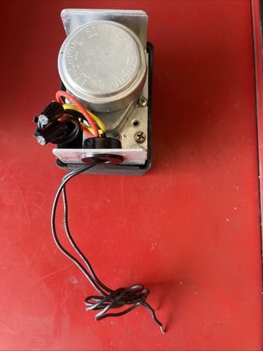 Synchron 39104L Time Clock Motor