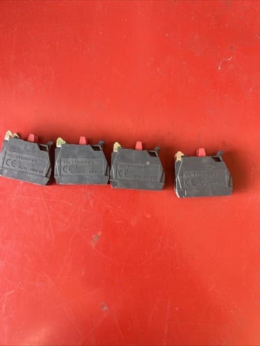 Telemecanique ZBE102 Single Contact Block Contactor (sold lot of 4) - Thumbnail 2