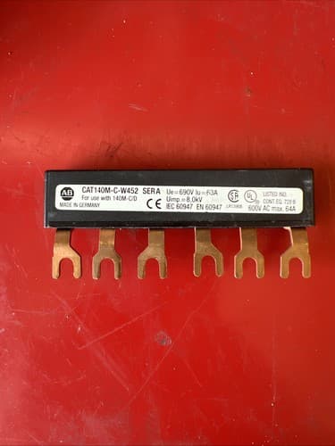 ALLEN BRADLEY 140M-C-W452 SER A BUSBAR - Image 1