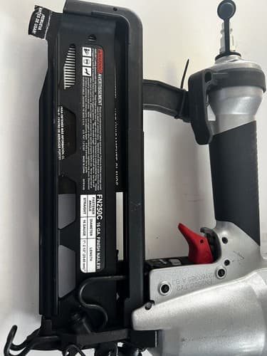 Porter Cable FN250C 16-Gauge 1” - 2 1/2 in. (25-65mm) Finish Nailer - Thumbnail 2