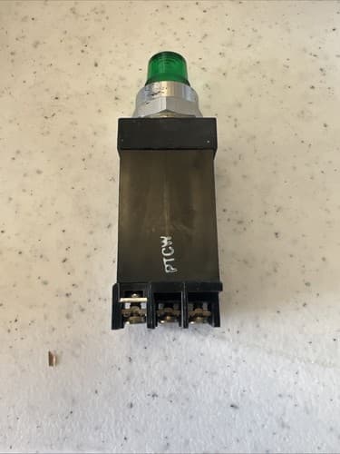 ALLEN BRADLEY 800T-PST16 Series N Push to Test Pilot Light(green) 120V 50/60HZ - Thumbnail 2