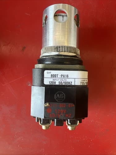 ALLEN BRADLEY 800T-PA16 WHITE ILLUMINATED PUSH BUTTON