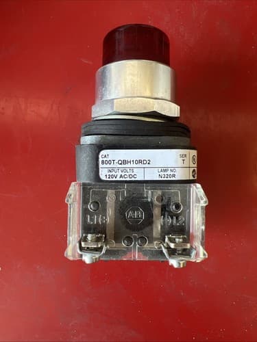 Allen Bradley 800T-QBH2RD2 Ser T Red Push Button