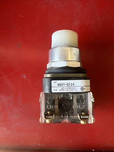 ALLEN BRADLEY 800T-QT24 WHITE PUSH TO TEST PILOT LIGHT - Thumbnail 2