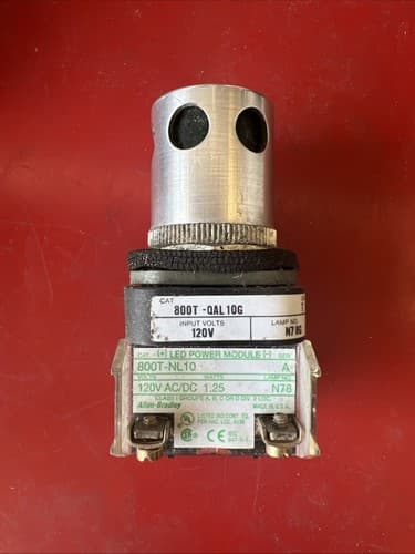 ALLEN BRADLEY 800T-QAL10G / PUSH BUTTON GREEN - Image 1