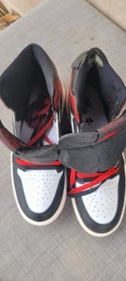 Air Jordan 1 Retro High Satin Black Toe W - Size 9 Men's Red Black White - Thumbnail 2