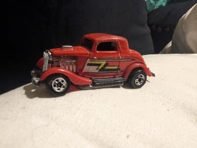 Vintage Red Hot Wheels 3 Window '34 Ford Coupe ZZ Top - Thumbnail 9